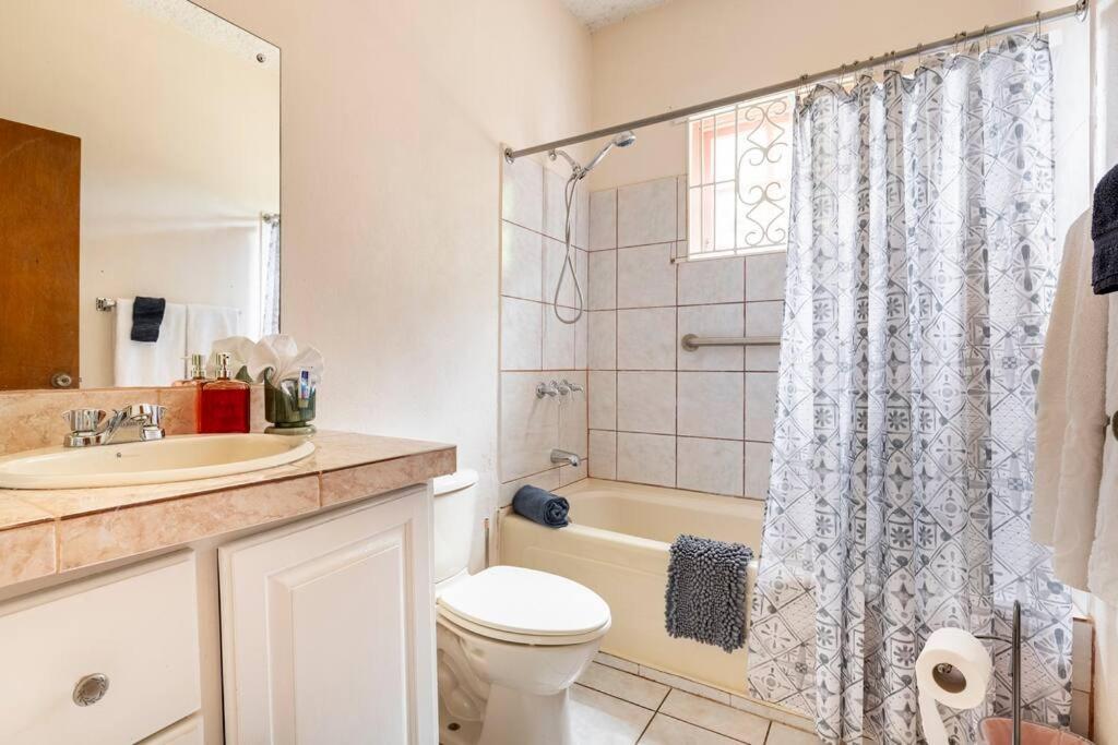 Shaw Park Gem Apt 12A Ocho Rios Bagian luar foto